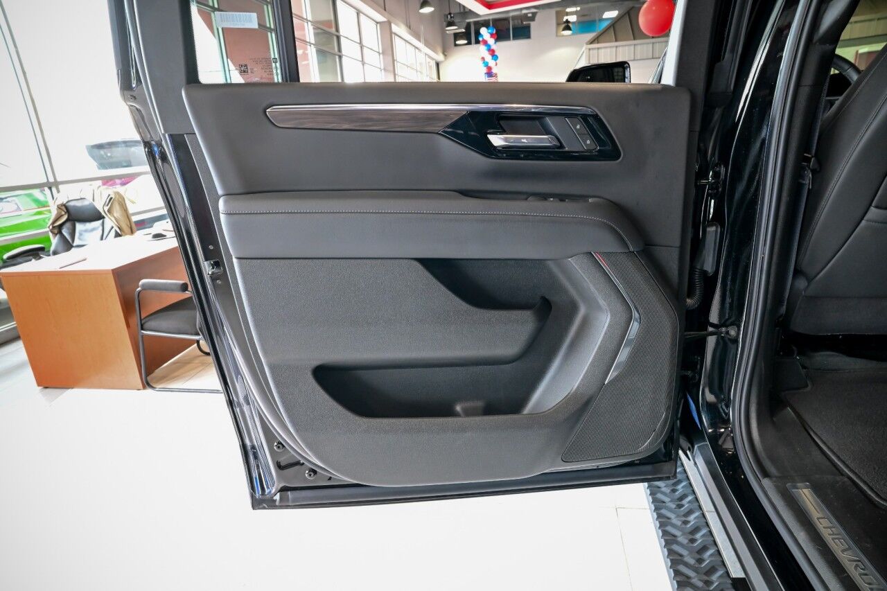 2025 Chevrolet Suburban Z71 Springfield NJ
