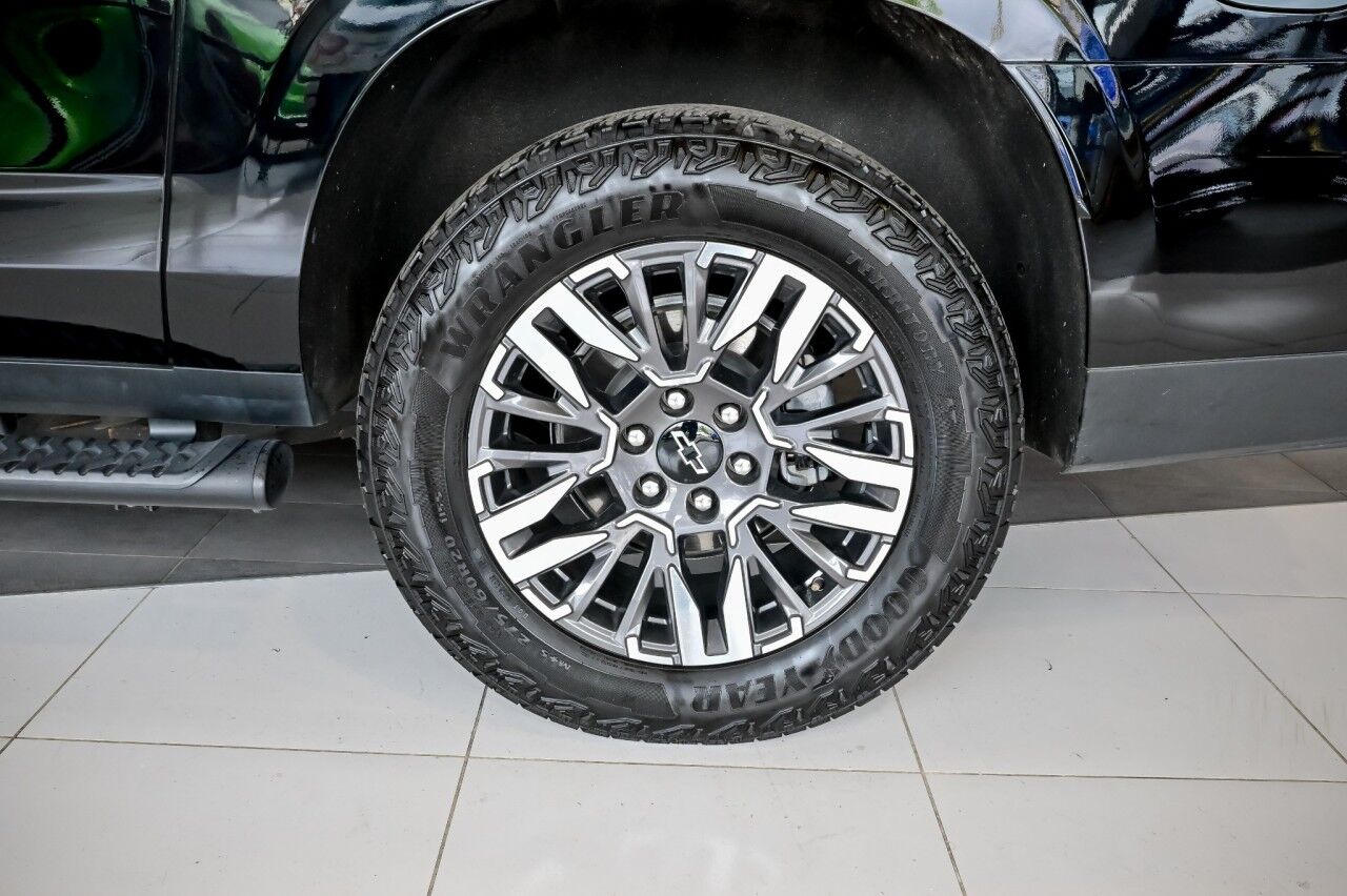 2025 Chevrolet Suburban Z71 Springfield NJ