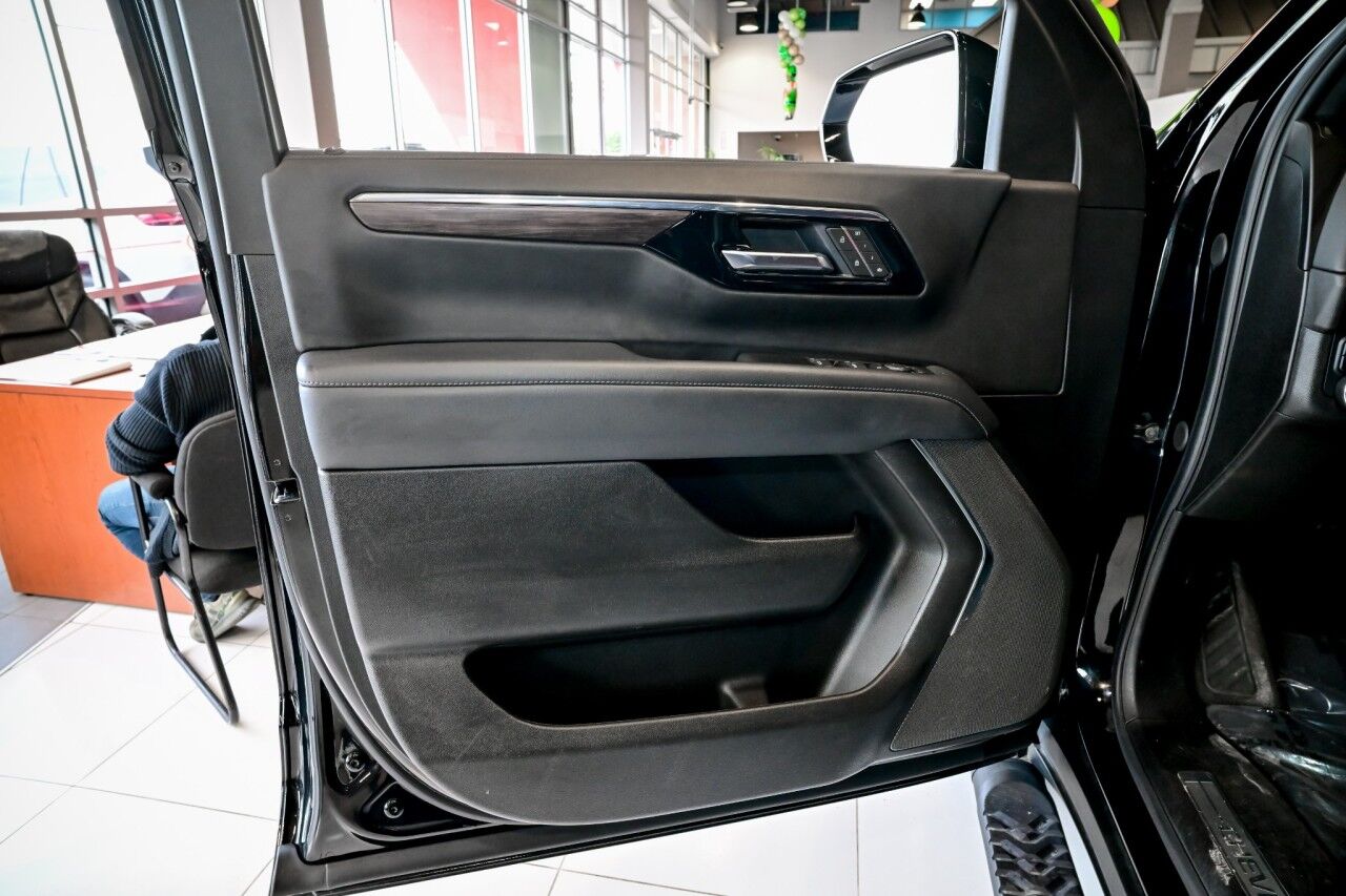 2025 Chevrolet Suburban Z71 Springfield NJ