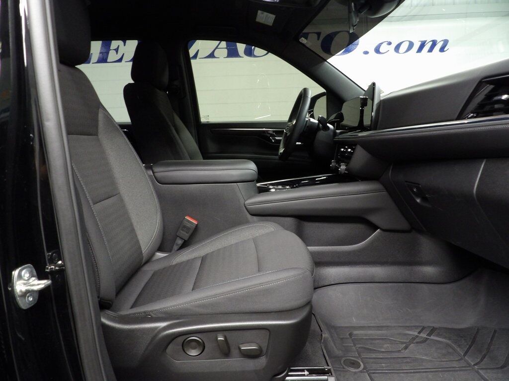 2025 Chevrolet Tahoe LS 4WD 8 Passenger Fond du Lac WI