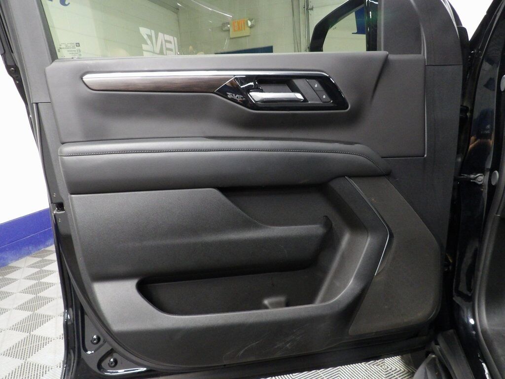 2025 Chevrolet Tahoe LS 4WD 8 Passenger Fond du Lac WI