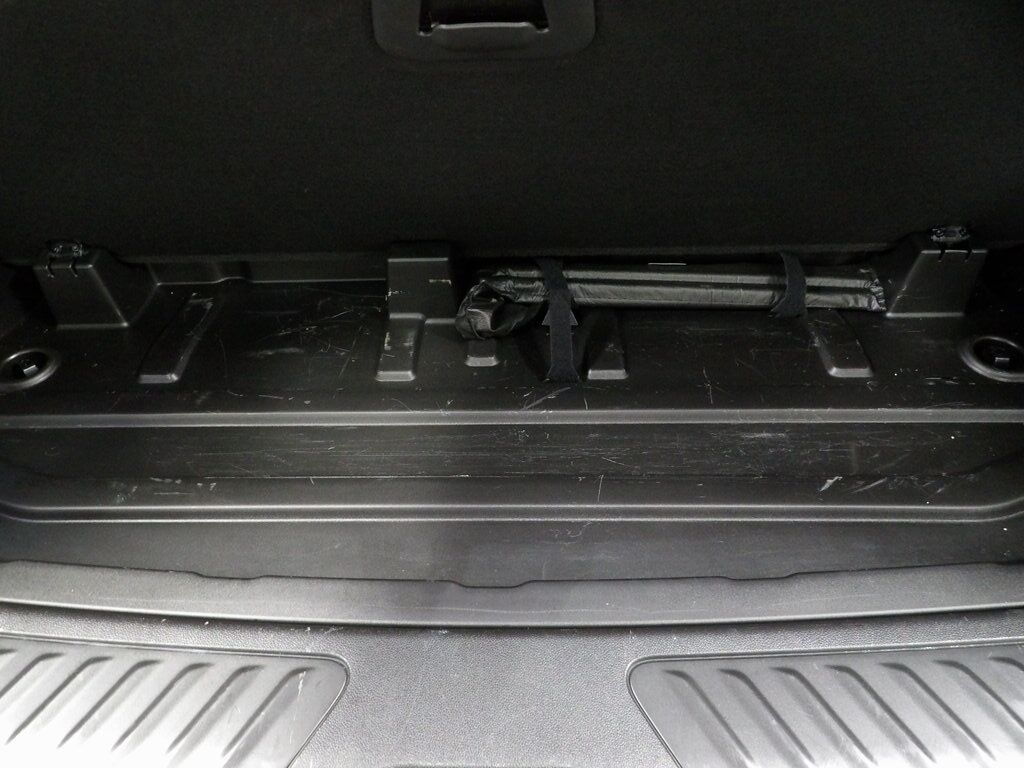 2025 Chevrolet Tahoe LS 4WD 8 Passenger Fond du Lac WI