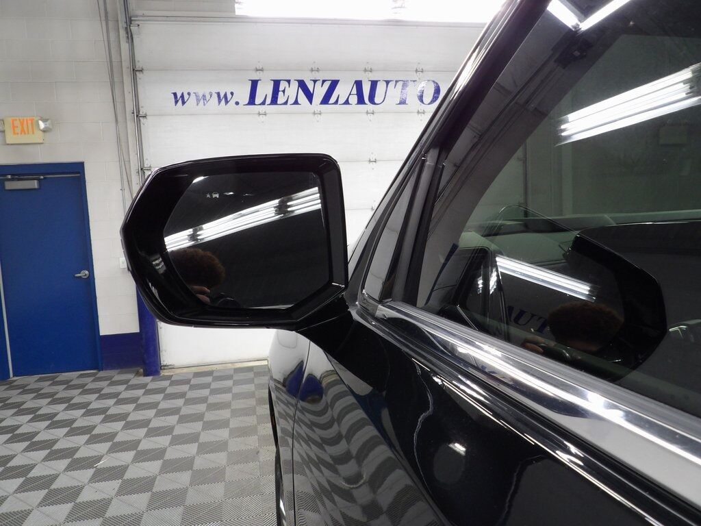 2025 Chevrolet Tahoe LS 4WD 8 Passenger Fond du Lac WI