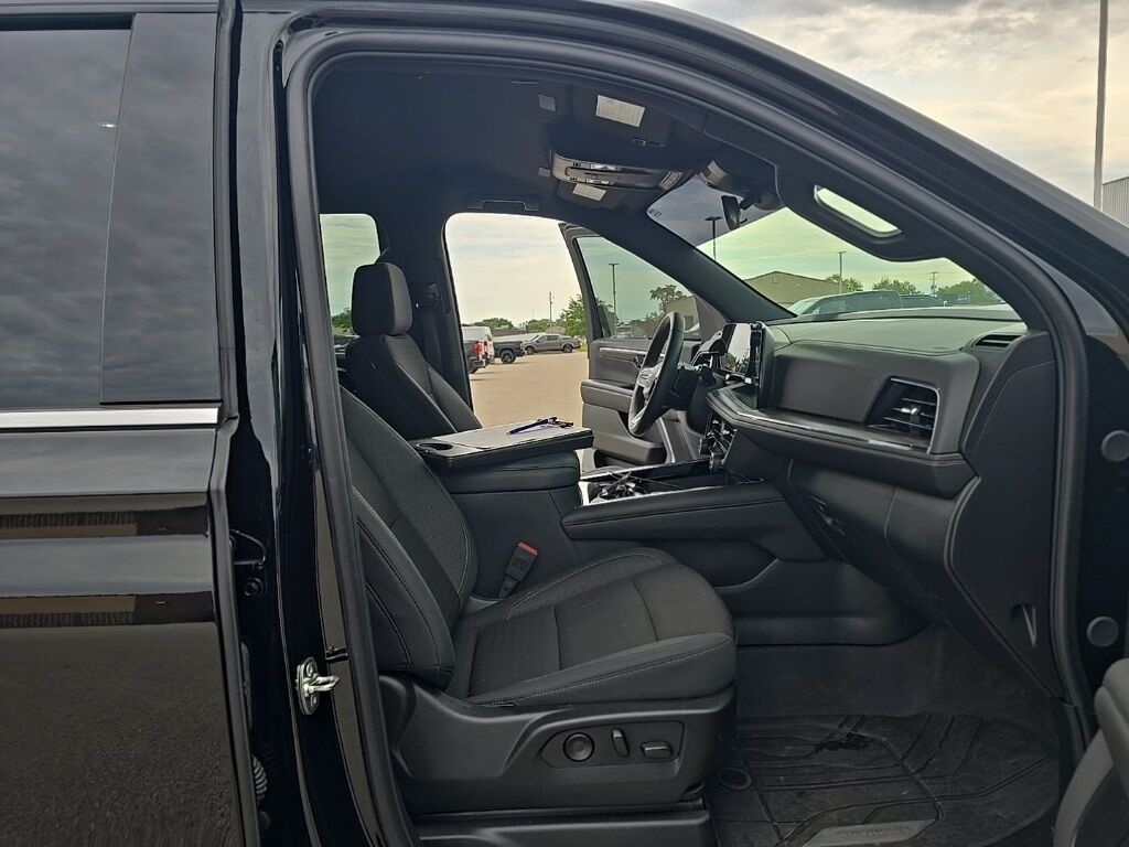 2025 Chevrolet Tahoe LS 4WD 8 Passenger Fond du Lac WI