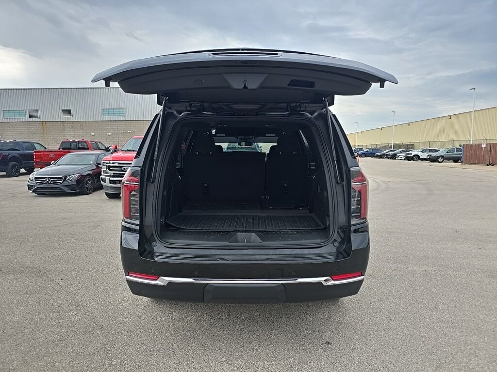 2025 Chevrolet Tahoe LS 4WD 8 Passenger Fond du Lac WI