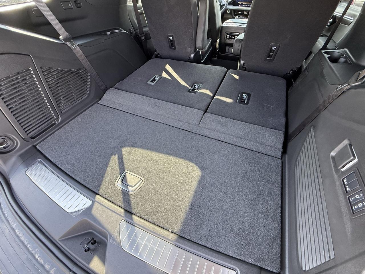 2025 Chevrolet Tahoe Premier Crestwood KY