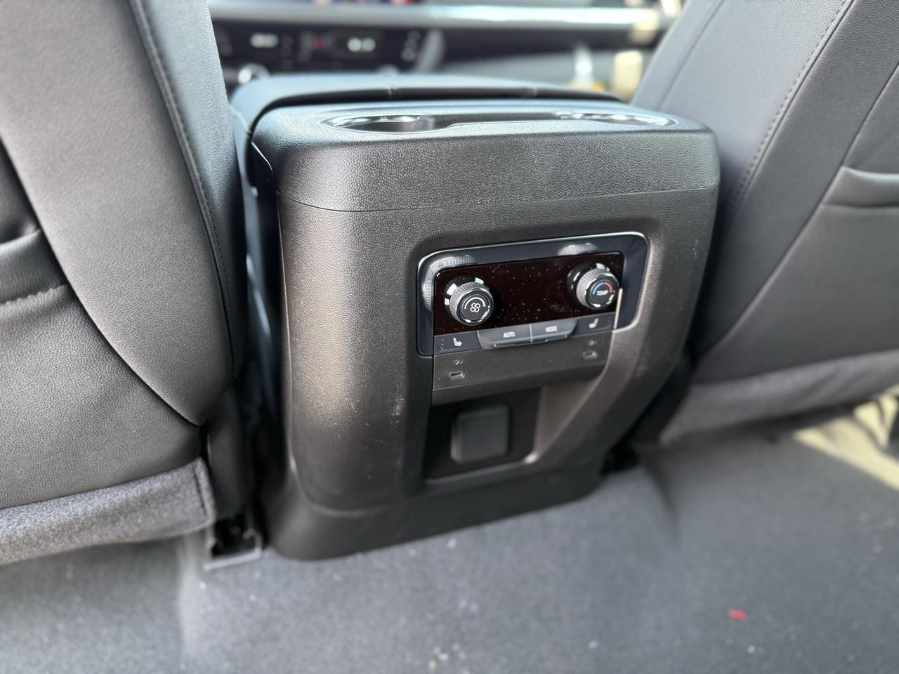 2025 Chevrolet Tahoe Premier Crestwood KY