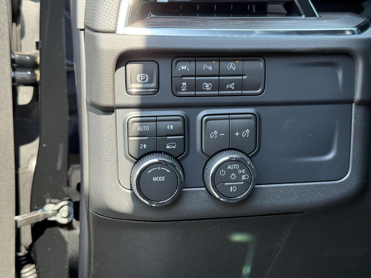 2025 Chevrolet Tahoe Premier Crestwood KY