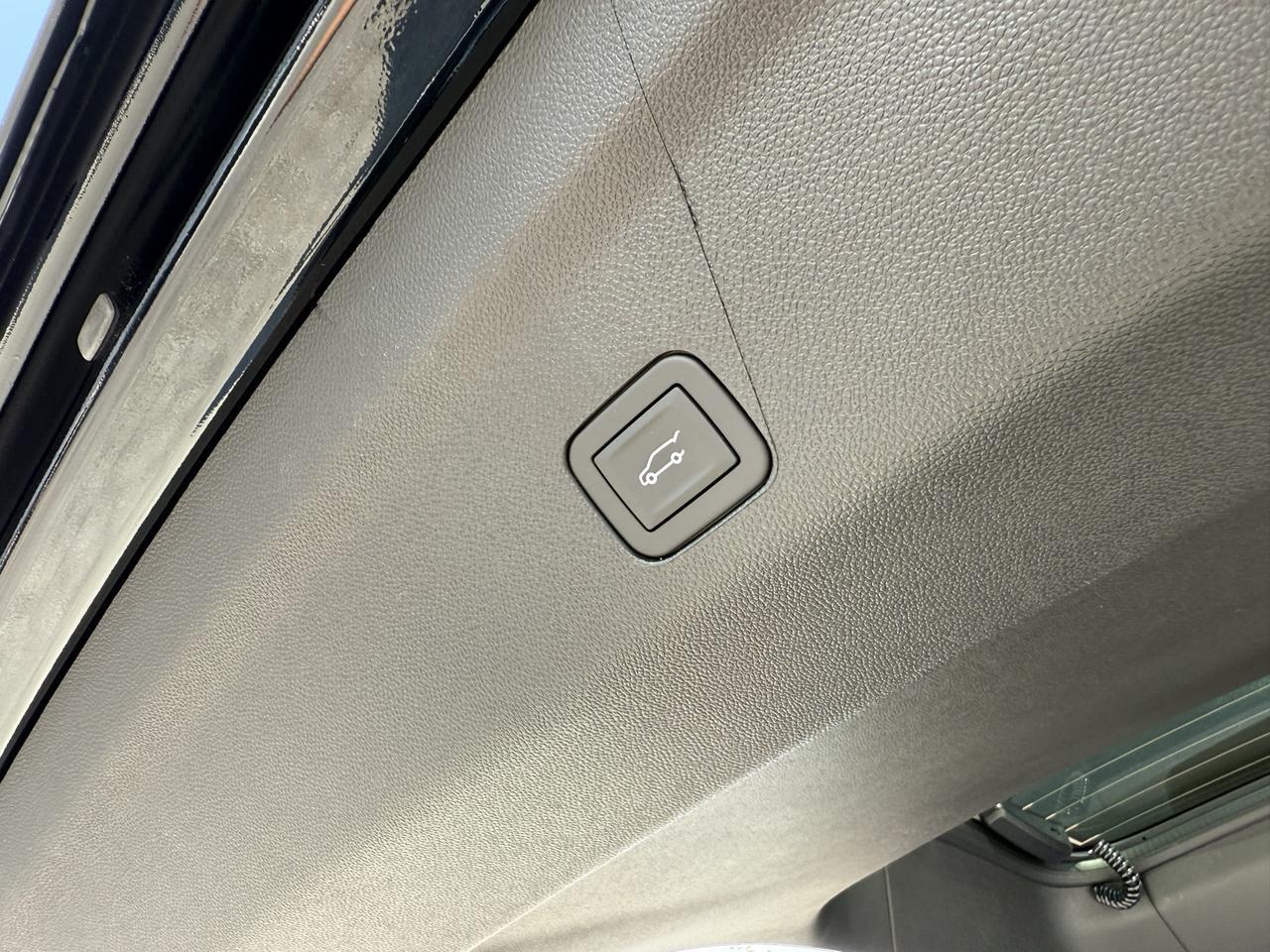 2025 Chevrolet Tahoe Premier Crestwood KY