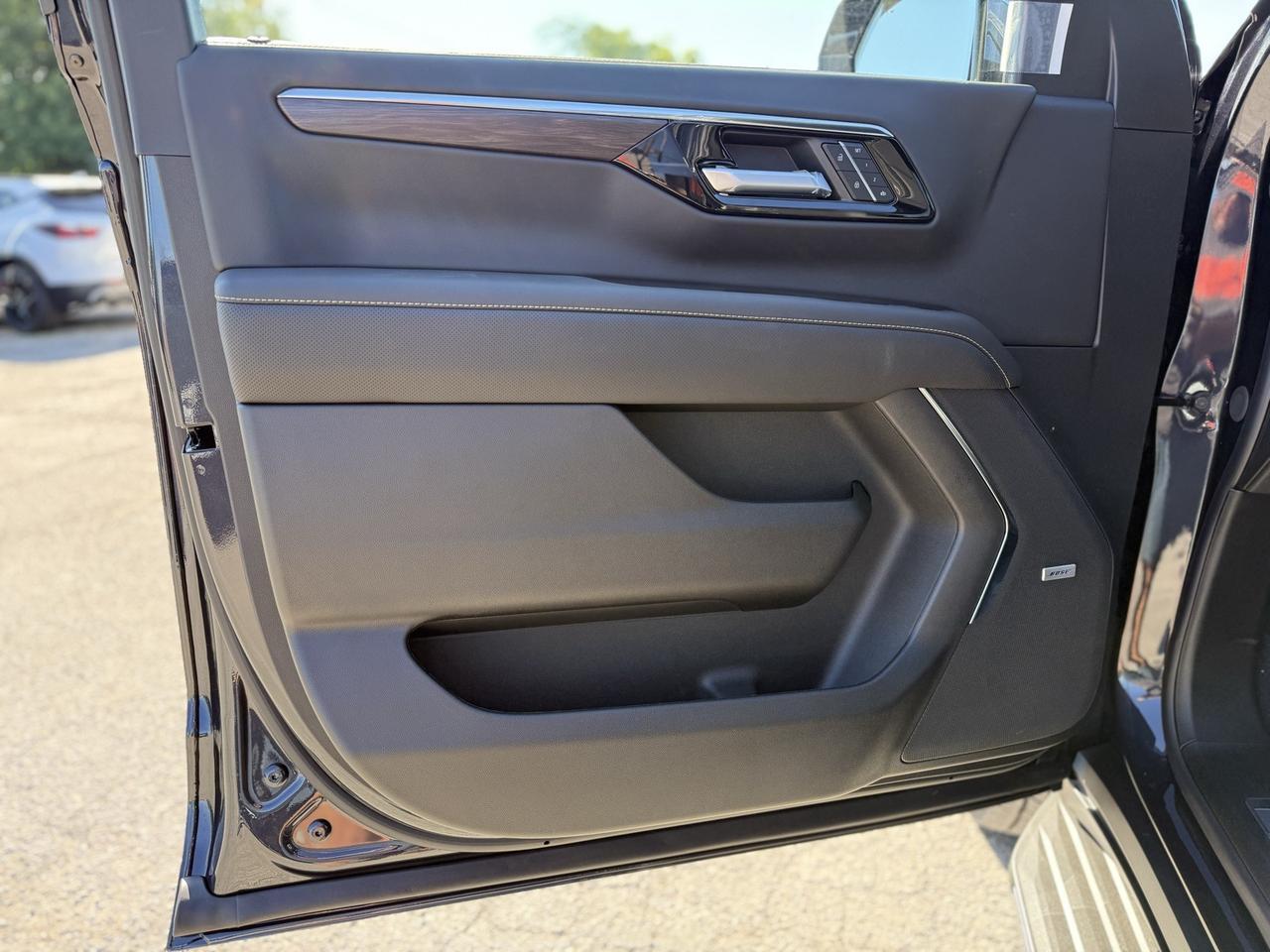2025 Chevrolet Tahoe Premier Crestwood KY