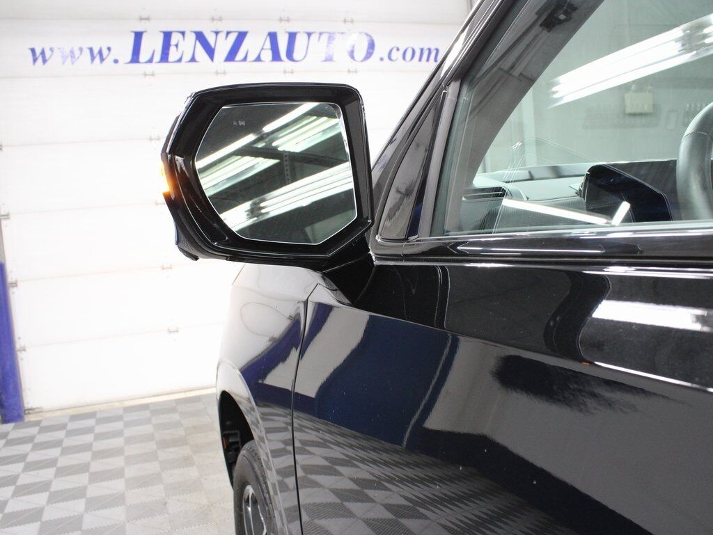 2025 Chevrolet Tahoe RST 4WD 7 Passenger Fond du Lac WI