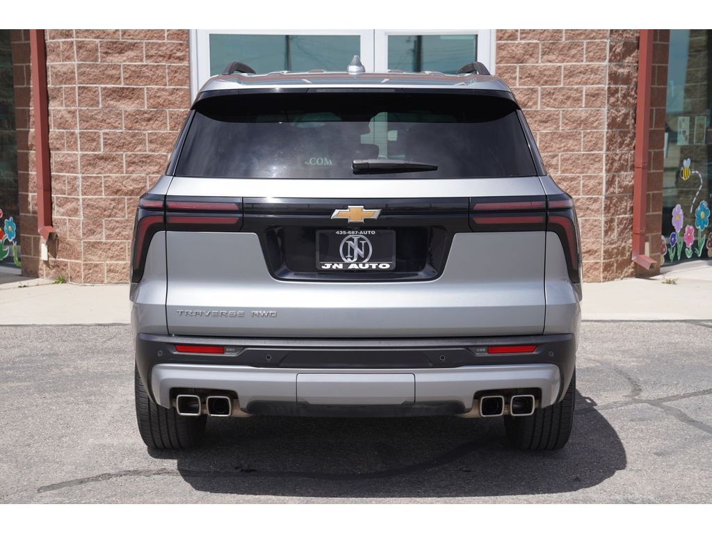 2025 Chevrolet Traverse AWD LT Price UT