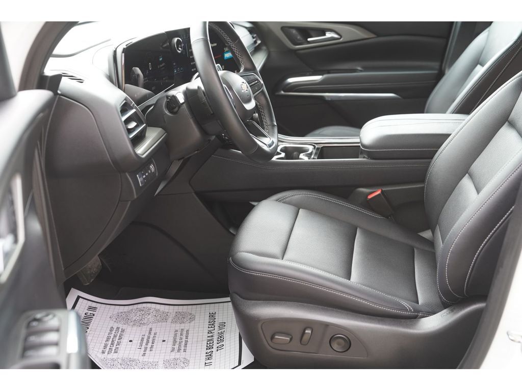 2025 Chevrolet Traverse AWD LT Price UT