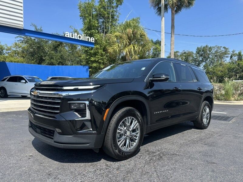 2025 Chevrolet Traverse AWD LT