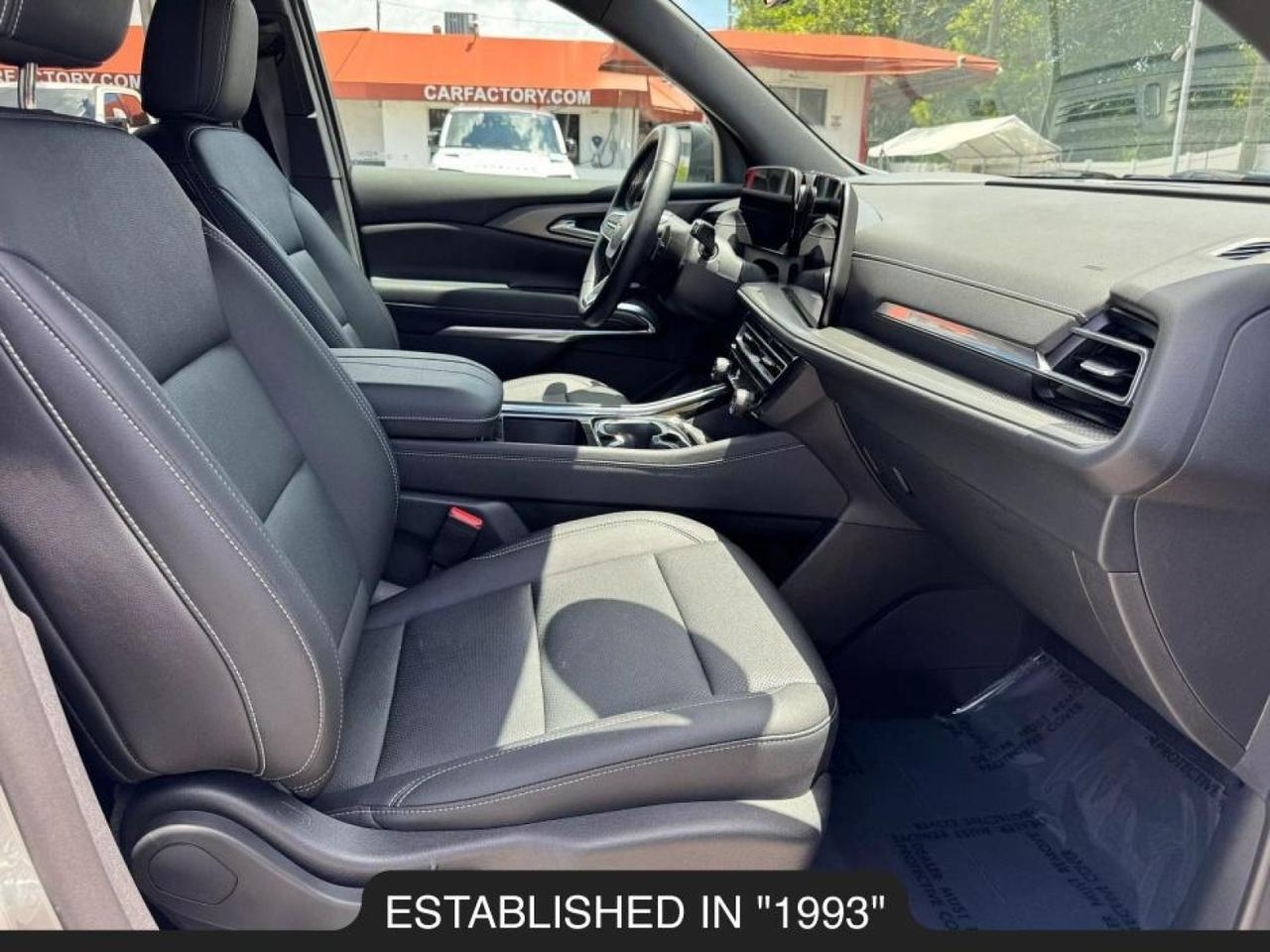 2025 Chevrolet Traverse FWD LT Miami FL