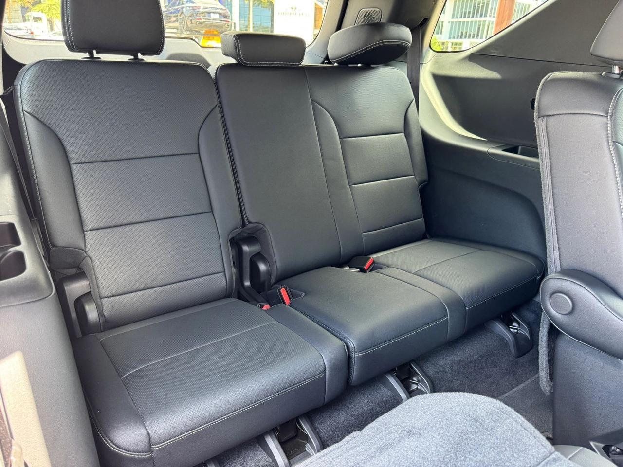 2025 Chevrolet Traverse FWD LT Miami FL