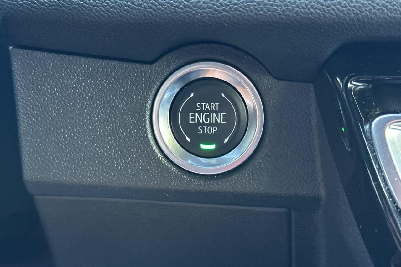 2025 Chevrolet Traverse FWD LT Roseville CA