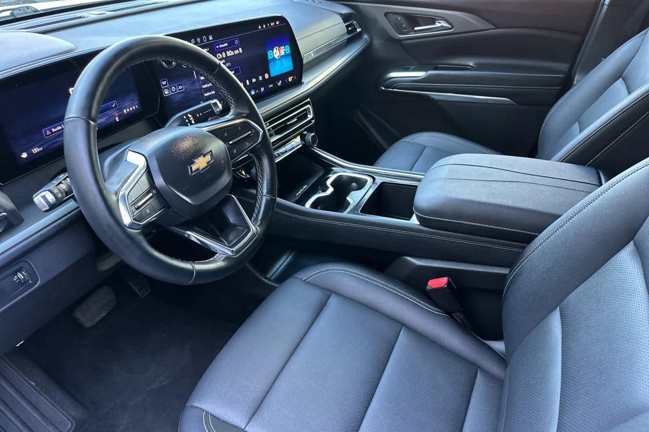 2025 Chevrolet Traverse FWD LT Roseville CA