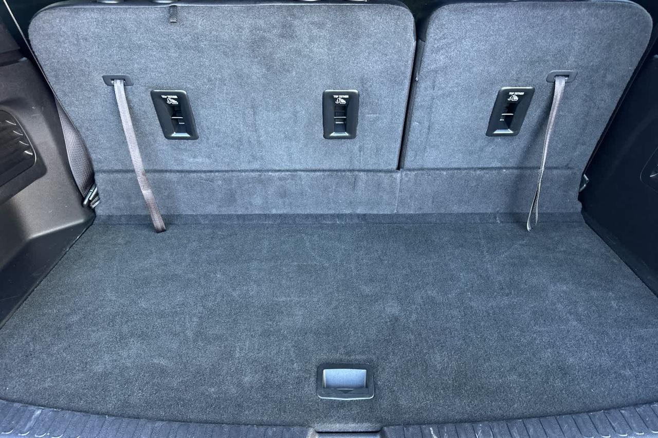 2025 Chevrolet Traverse FWD LT Roseville CA