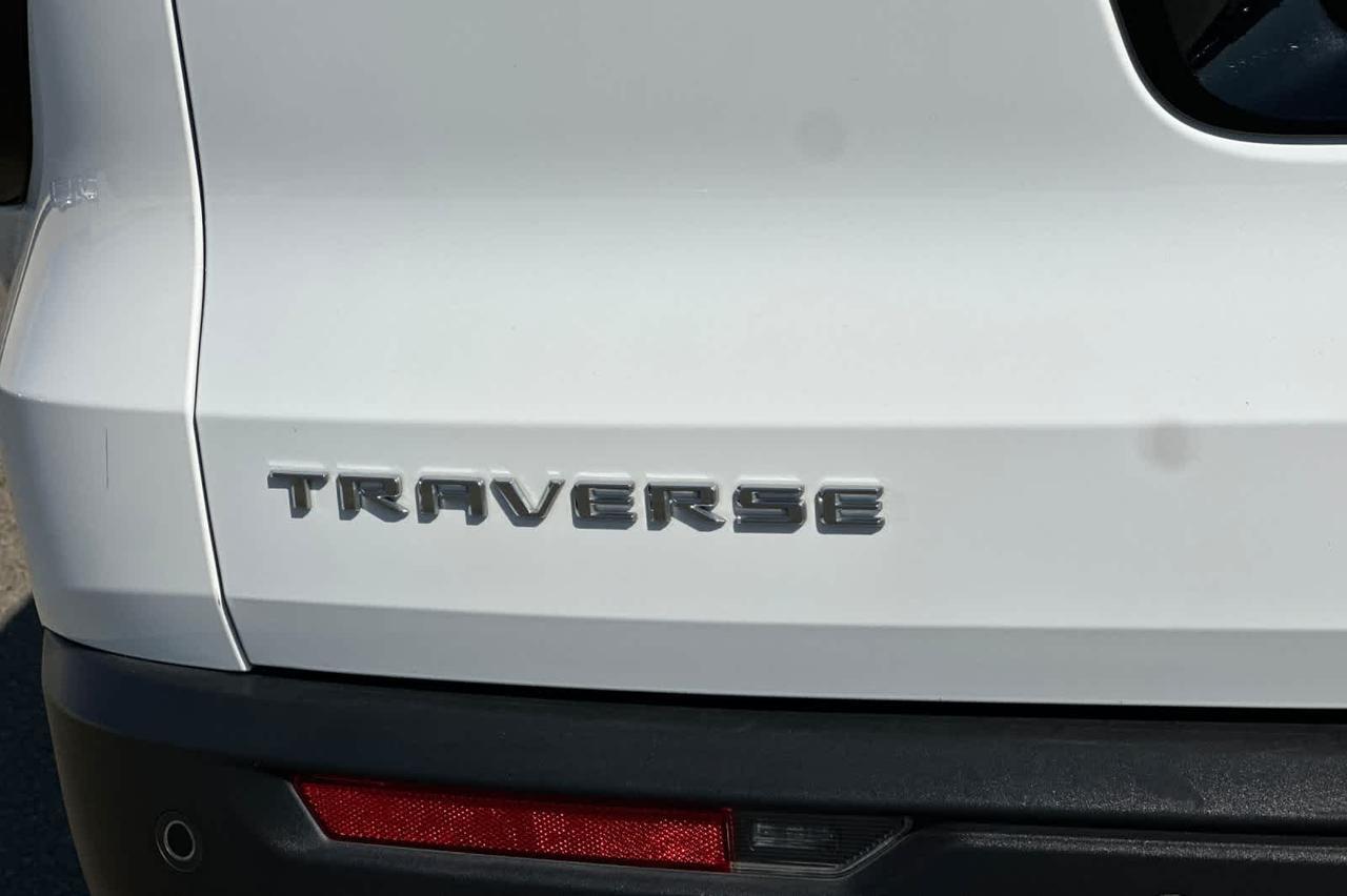 2025 Chevrolet Traverse FWD LT Roseville CA