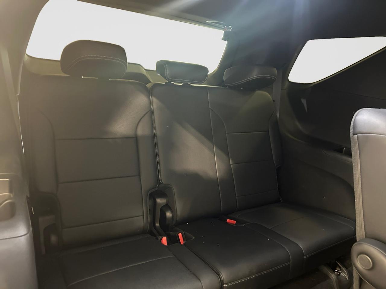 2025 Chevrolet Traverse FWD LT New Braunfels TX