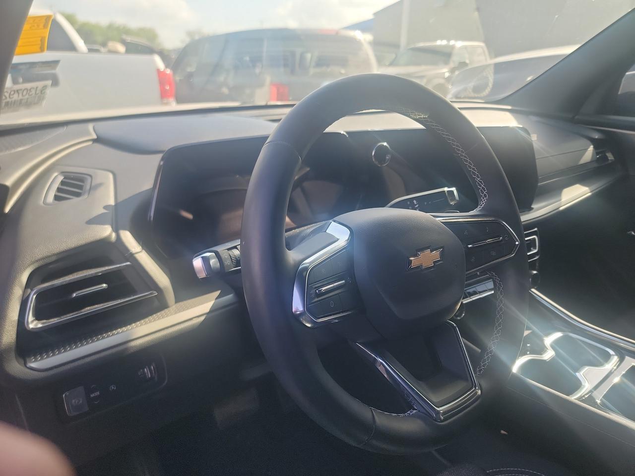 2025 Chevrolet Traverse FWD LT Castroville TX
