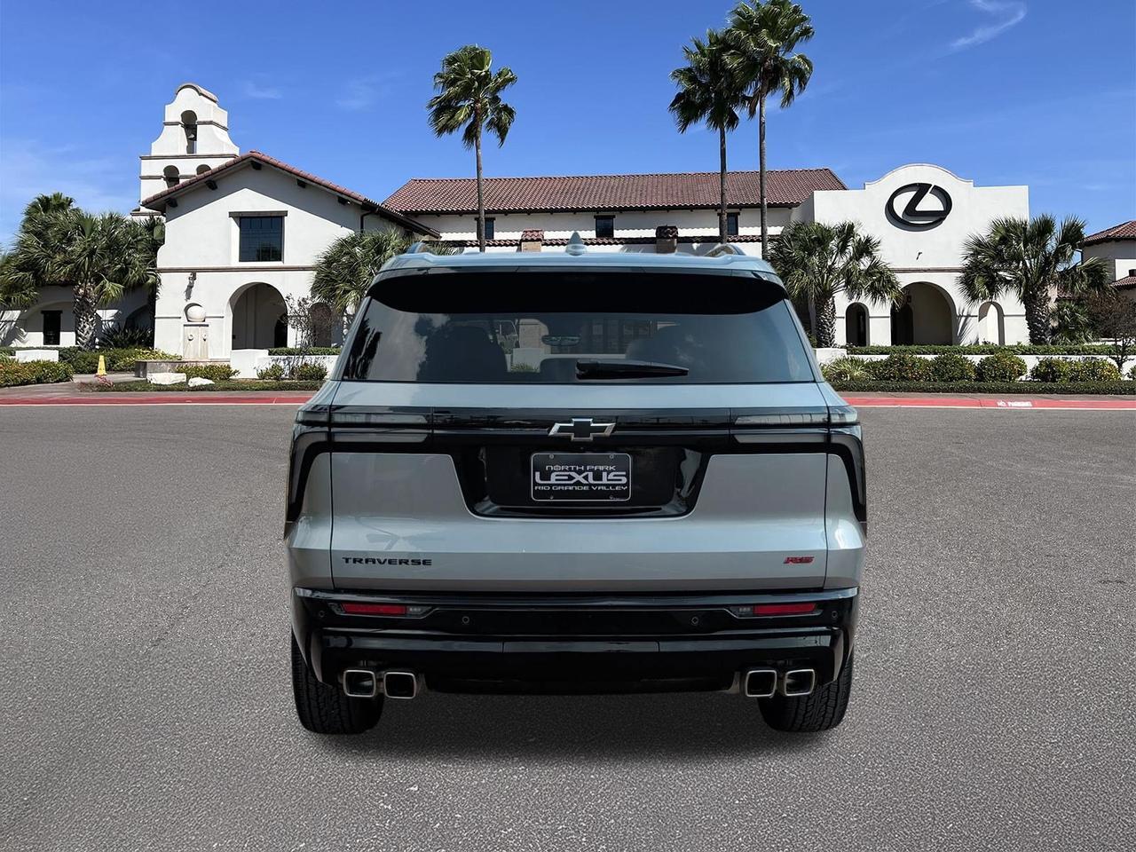 2025 Chevrolet Traverse FWD RS
