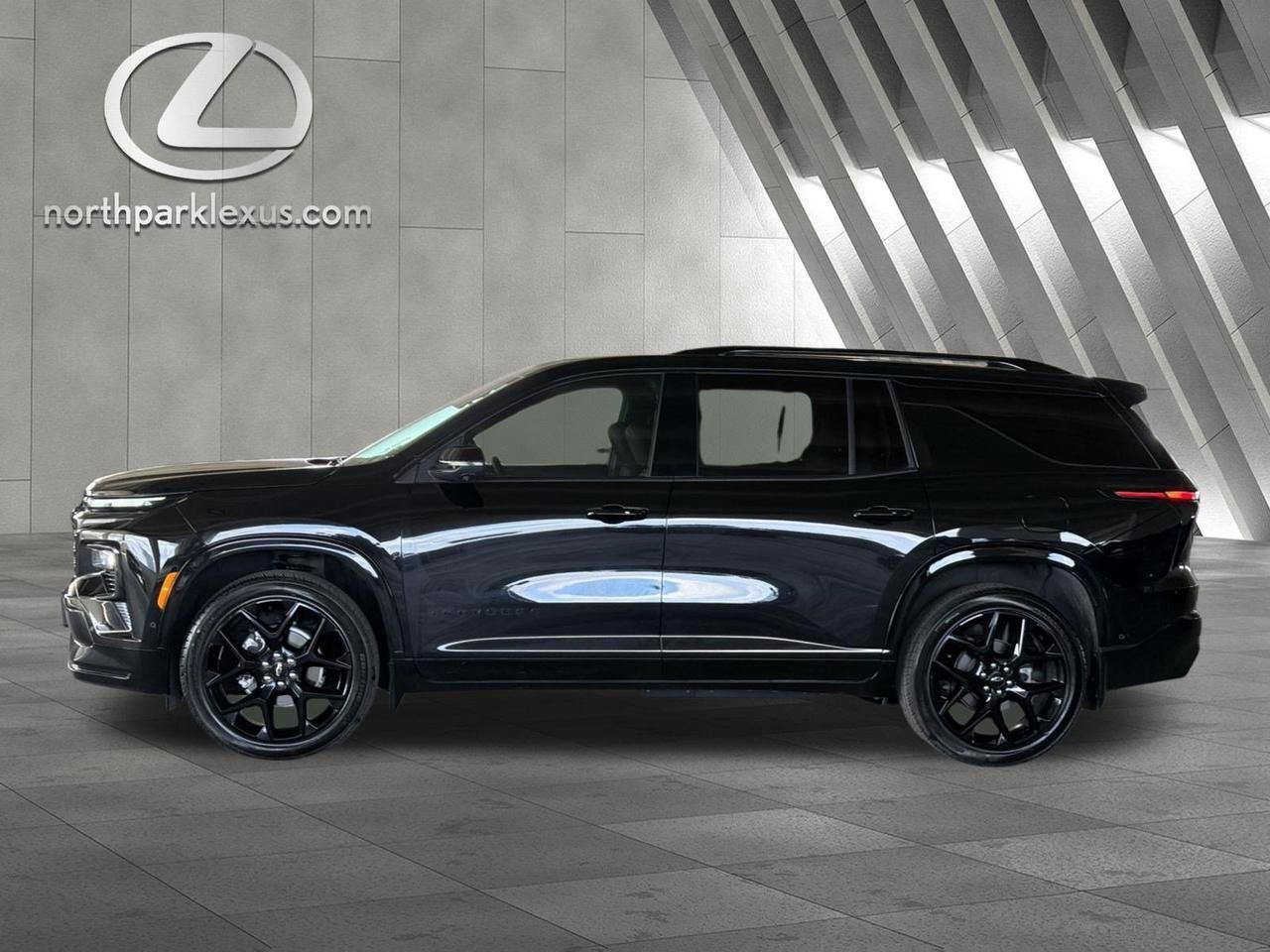 2025 Chevrolet Traverse FWD RS