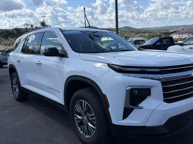 2025 Chevrolet Traverse LT  TX