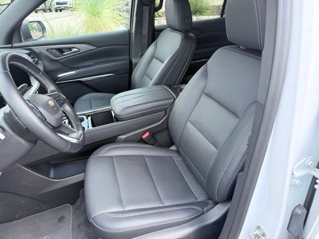 2025 Chevrolet Traverse LT Kerrville TX