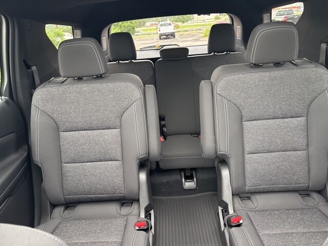 2025 Chevrolet Traverse LT  TX