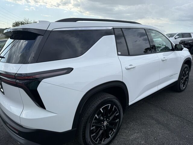 2025 Chevrolet Traverse LT  TX