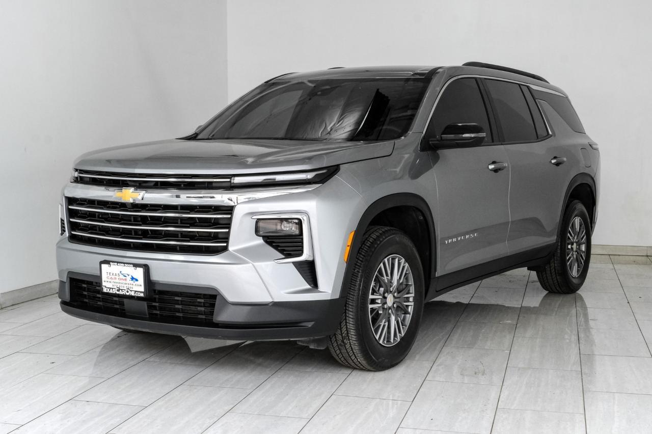 2025 Chevrolet Traverse LT LANE DEPARTURE FORWARD COLLISION ALERT HEATED SEATS REAR CAME Carrollton TX