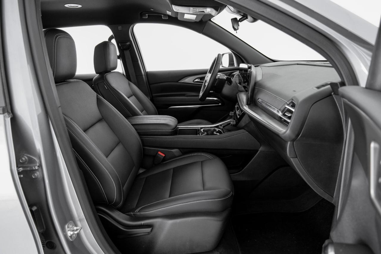 2025 Chevrolet Traverse LT LANE DEPARTURE FORWARD COLLISION ALERT HEATED SEATS REAR CAME Carrollton TX