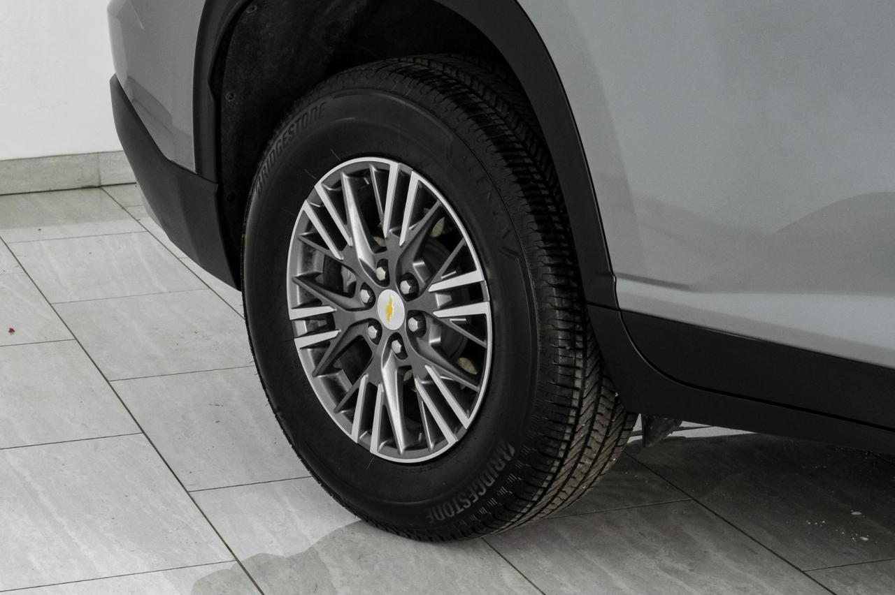 2025 Chevrolet Traverse LT LANE DEPARTURE FORWARD COLLISION ALERT HEATED SEATS REAR CAME Carrollton TX
