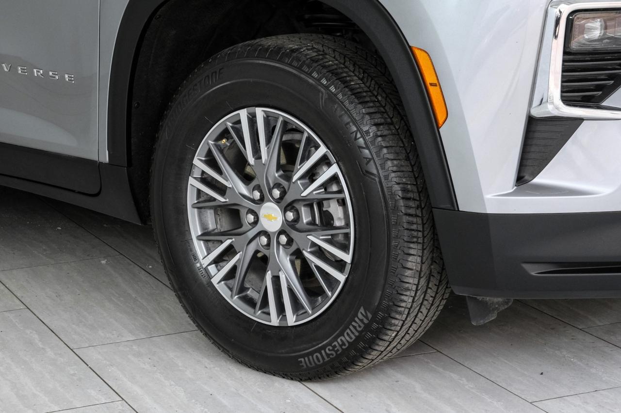 2025 Chevrolet Traverse LT LANE DEPARTURE FORWARD COLLISION ALERT HEATED SEATS REAR CAME Carrollton TX