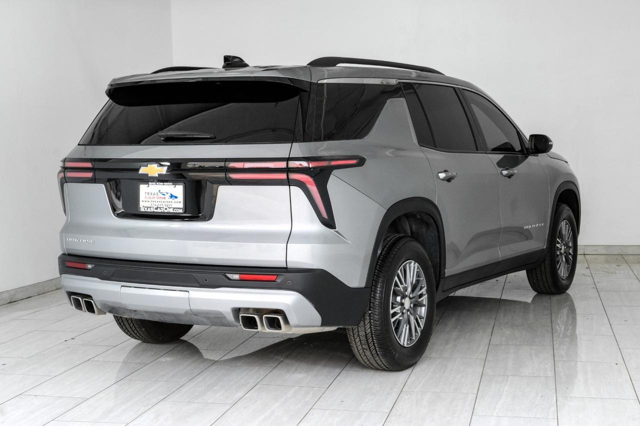 2025 Chevrolet Traverse LT LANE DEPARTURE FORWARD COLLISION ALERT HEATED SEATS REAR CAME Carrollton TX