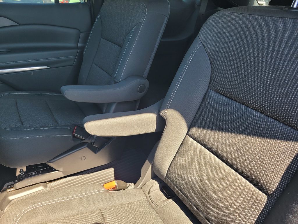 2025 Chevrolet Traverse LT Roseville CA