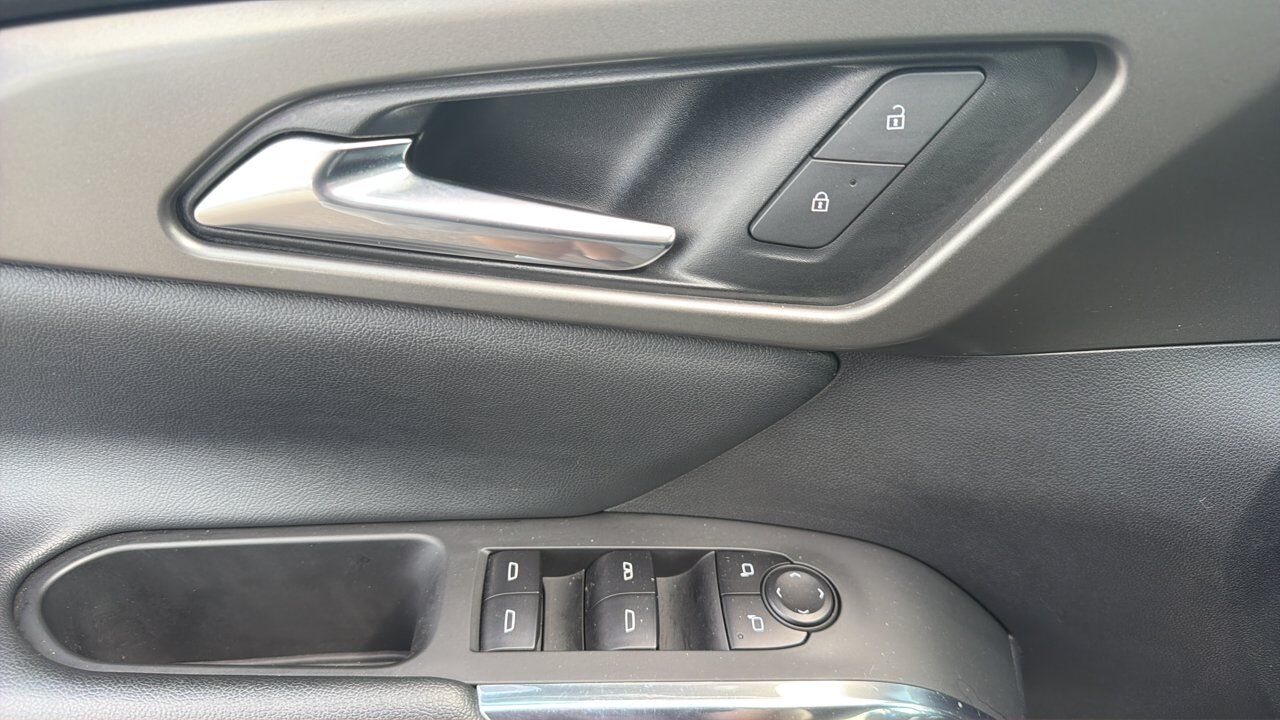 2025 Chevrolet Traverse LT Sherwood Park AB