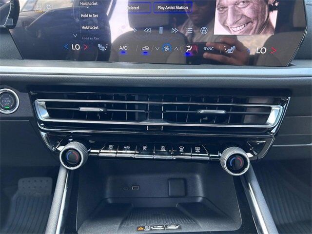 2025 Chevrolet Traverse LT Farmington MO