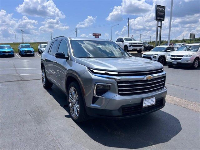 2025 Chevrolet Traverse LT Farmington MO