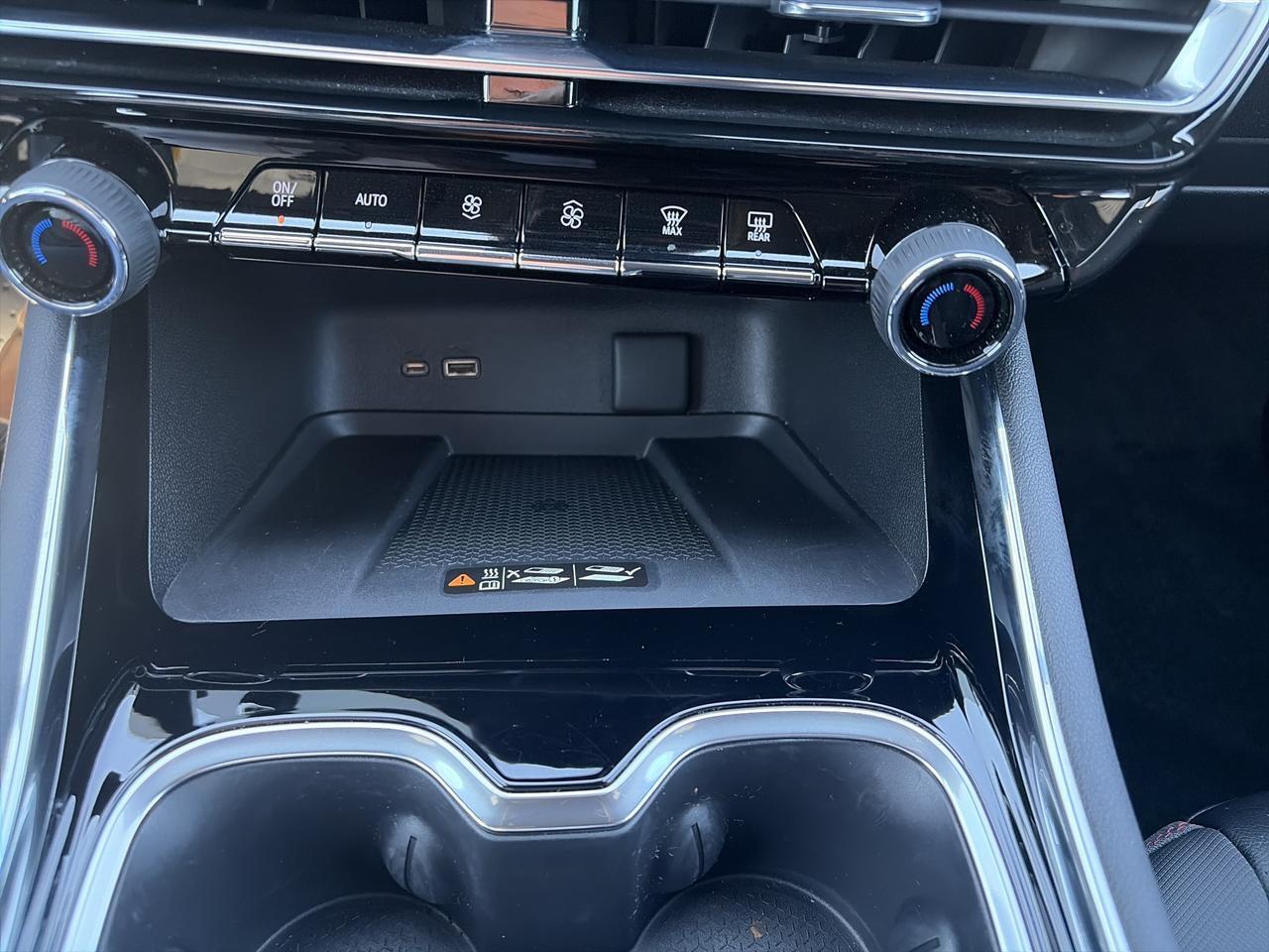 2025 Chevrolet Traverse RS AWD w/Sunroof AdptvCrz HtdCldMemLthr HtdStrngWhl HD-SrrndVsn Saukville WI