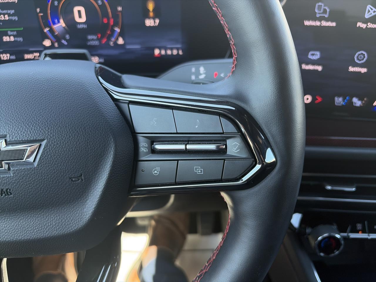 2025 Chevrolet Traverse RS AWD w/Sunroof AdptvCrz HtdCldMemLthr HtdStrngWhl HD-SrrndVsn Saukville WI