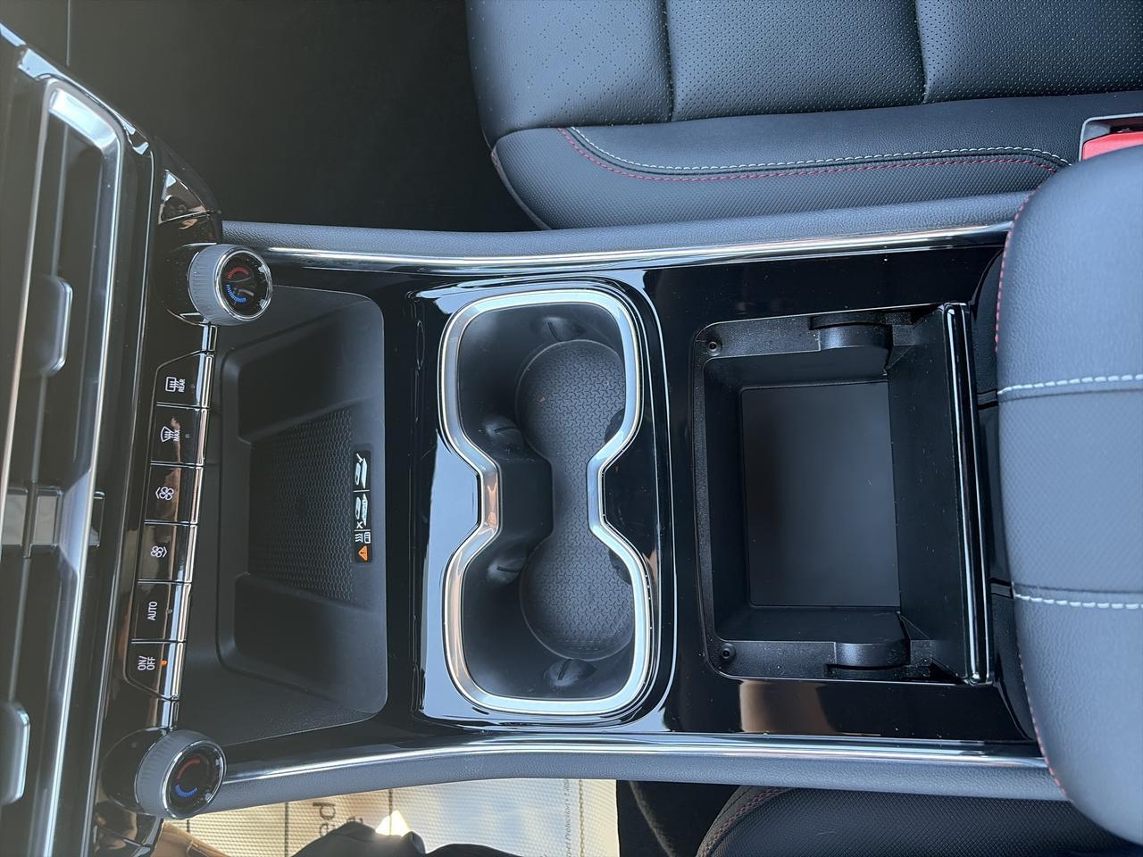2025 Chevrolet Traverse RS AWD w/Sunroof AdptvCrz HtdCldMemLthr HtdStrngWhl HD-SrrndVsn Saukville WI