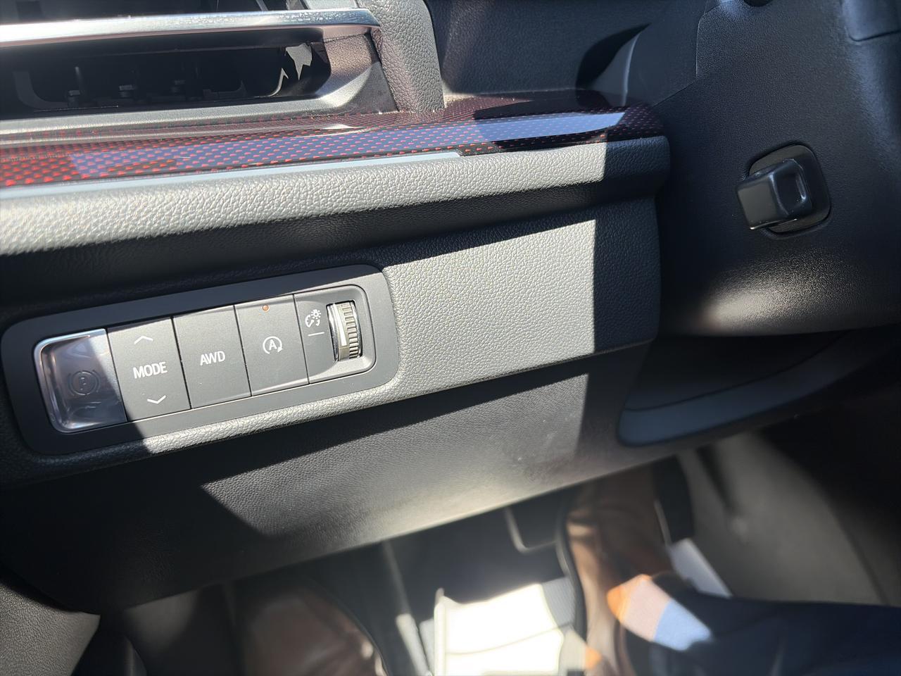 2025 Chevrolet Traverse RS AWD w/Sunroof AdptvCrz HtdCldMemLthr HtdStrngWhl HD-SrrndVsn Saukville WI