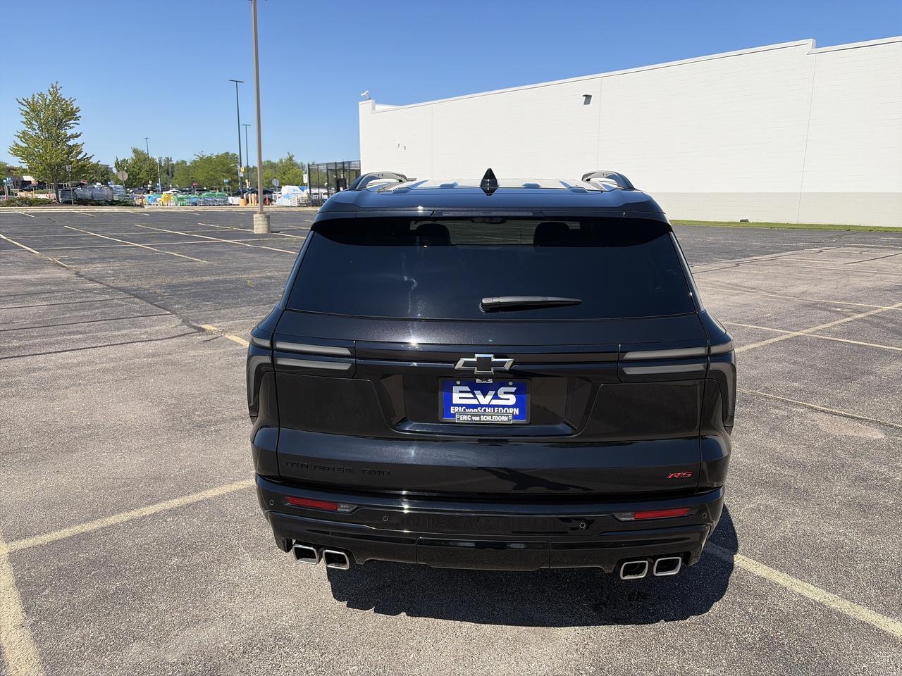 2025 Chevrolet Traverse RS AWD w/Sunroof AdptvCrz HtdCldMemLthr HtdStrngWhl HD-SrrndVsn Saukville WI