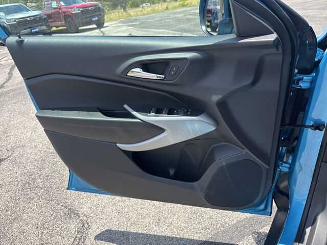 2025 Chevrolet Trax 1RS  TX