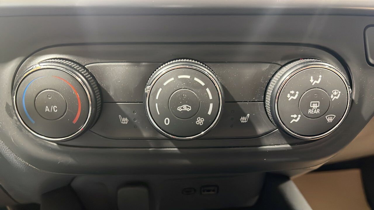 2025 Chevrolet Trax 1RS Sherwood Park AB