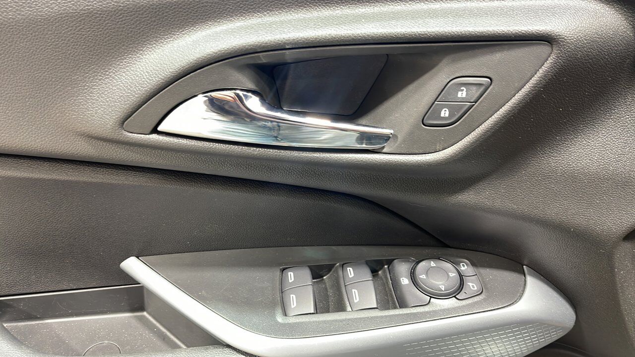 2025 Chevrolet Trax 1RS Sherwood Park AB