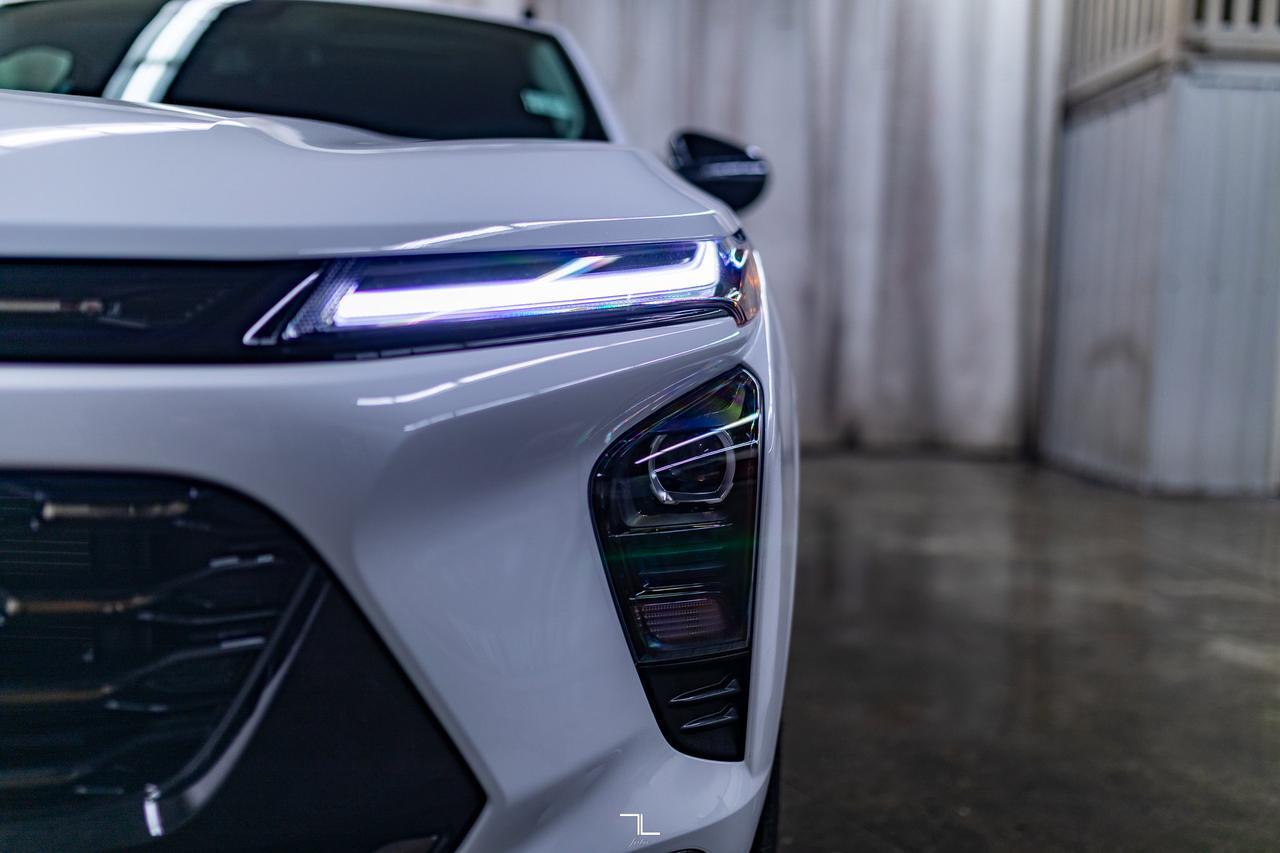 2025 Chevrolet Trax FWD Activ Leather Roof BCam Red Deer AB